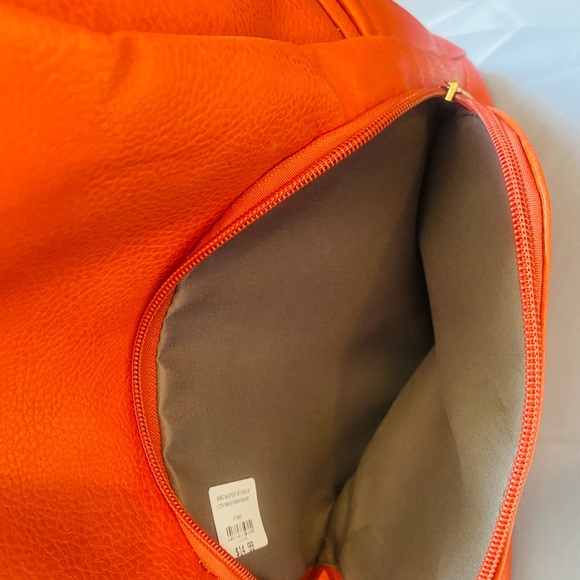 I medium size backpack color orange - Picture 7 of 7